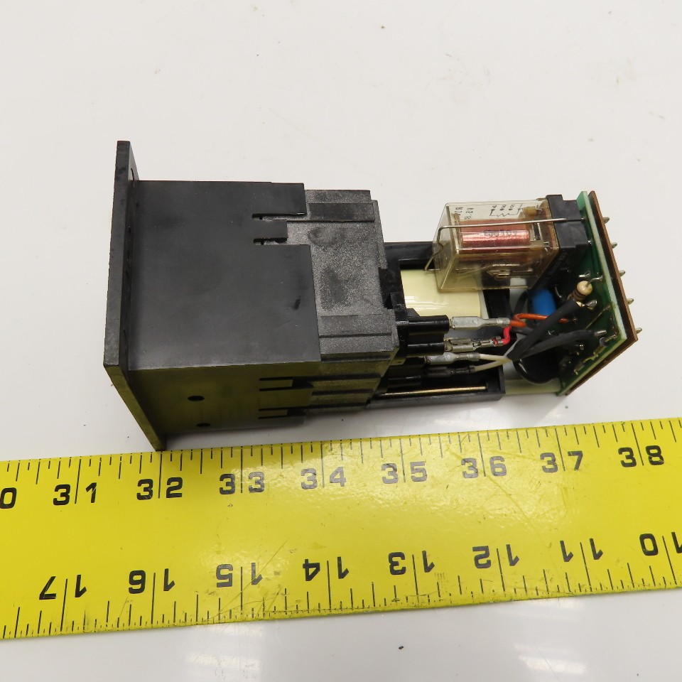 Hecon A0422005 115VAC Manual Reset Electromechanical Counter