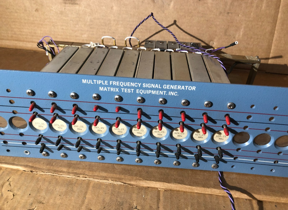 Matrix Test Equipment Multiple Frequency Signal Generator
