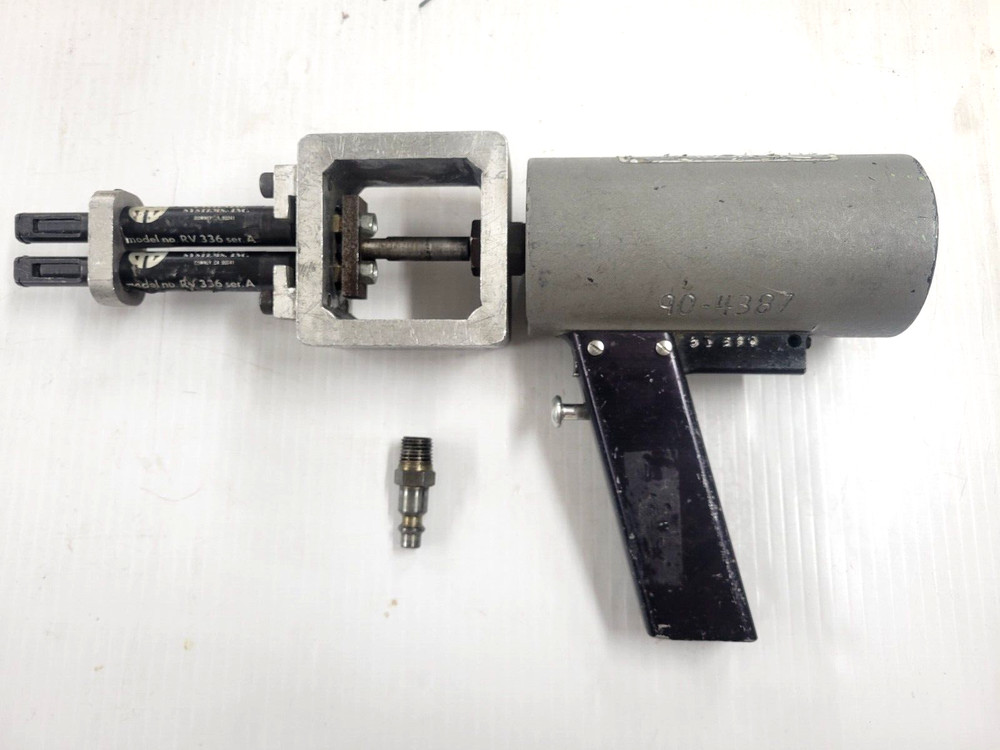 Surplus Allfast RV51 Riveter with Double/Nutplate pulling heads