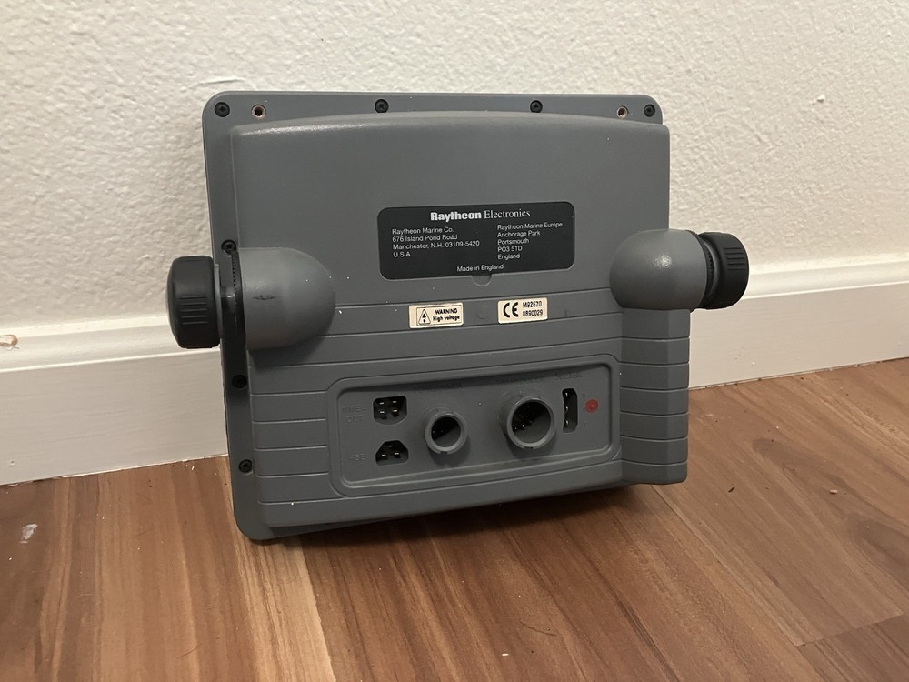 Great Condition Deep Sea Fish Finder Sonar No Chords ￼