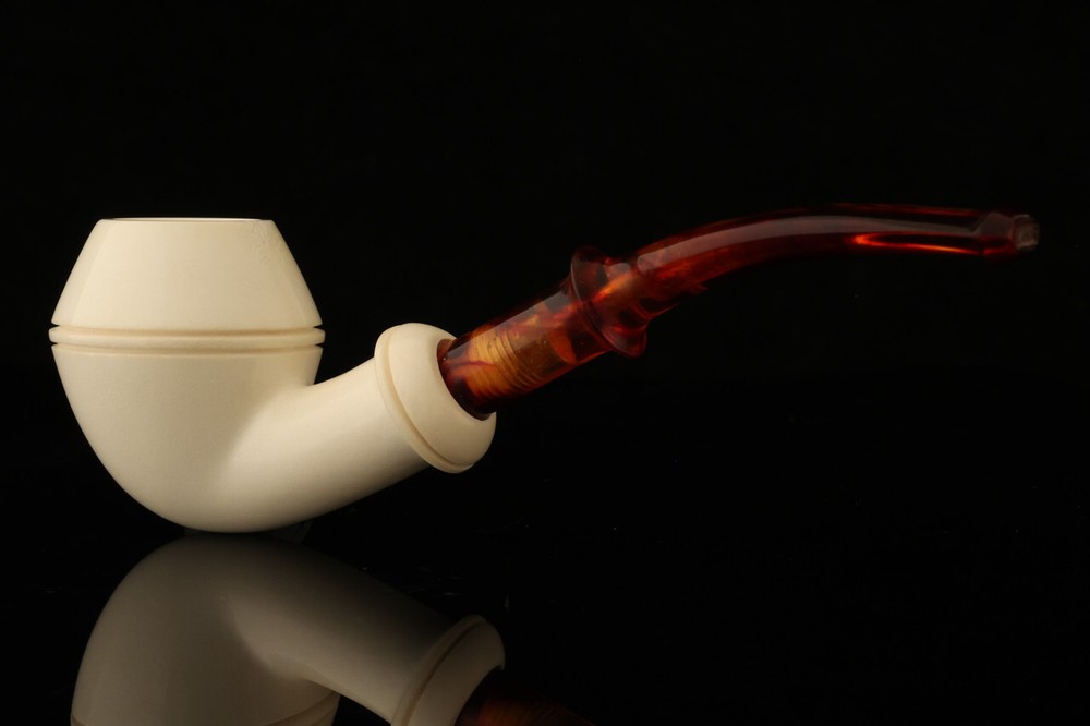Rhodesian Block Meerschaum Pipe with fitted case 14606