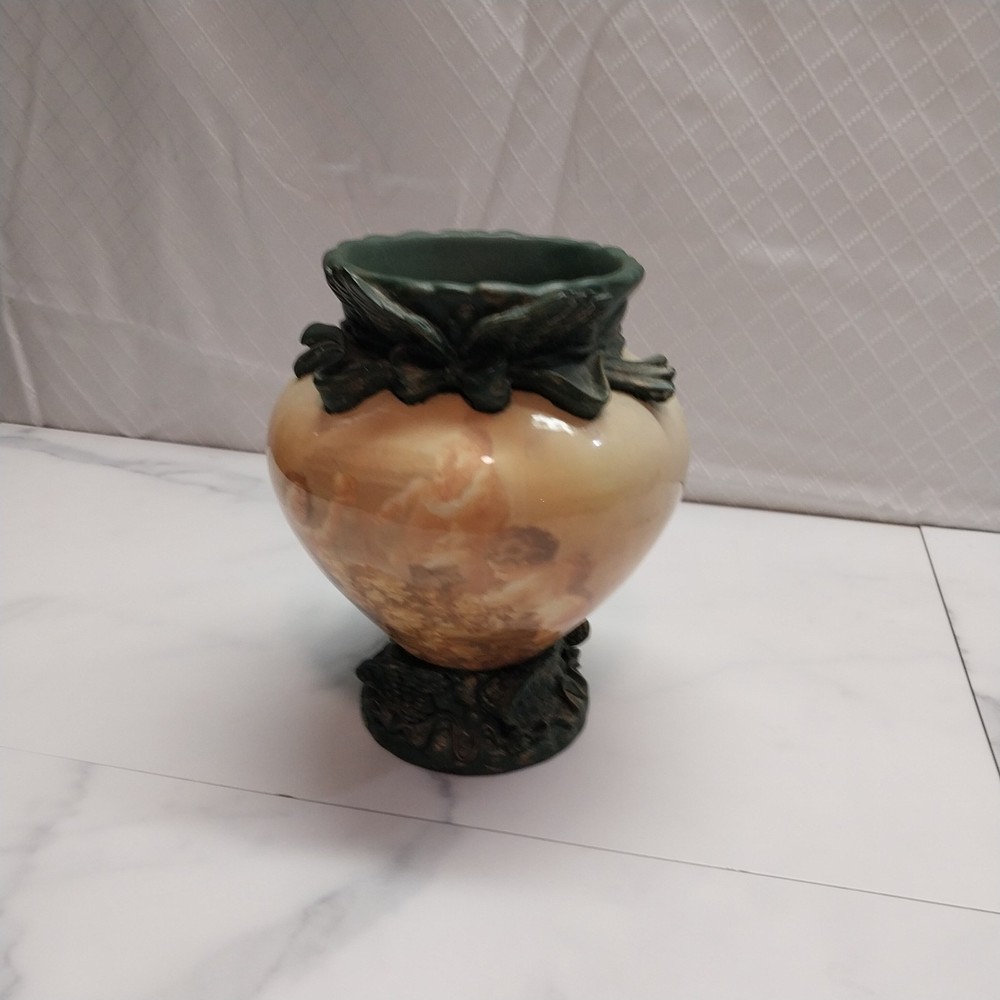 Ceramic composite Cherub Flower Pot - VTG