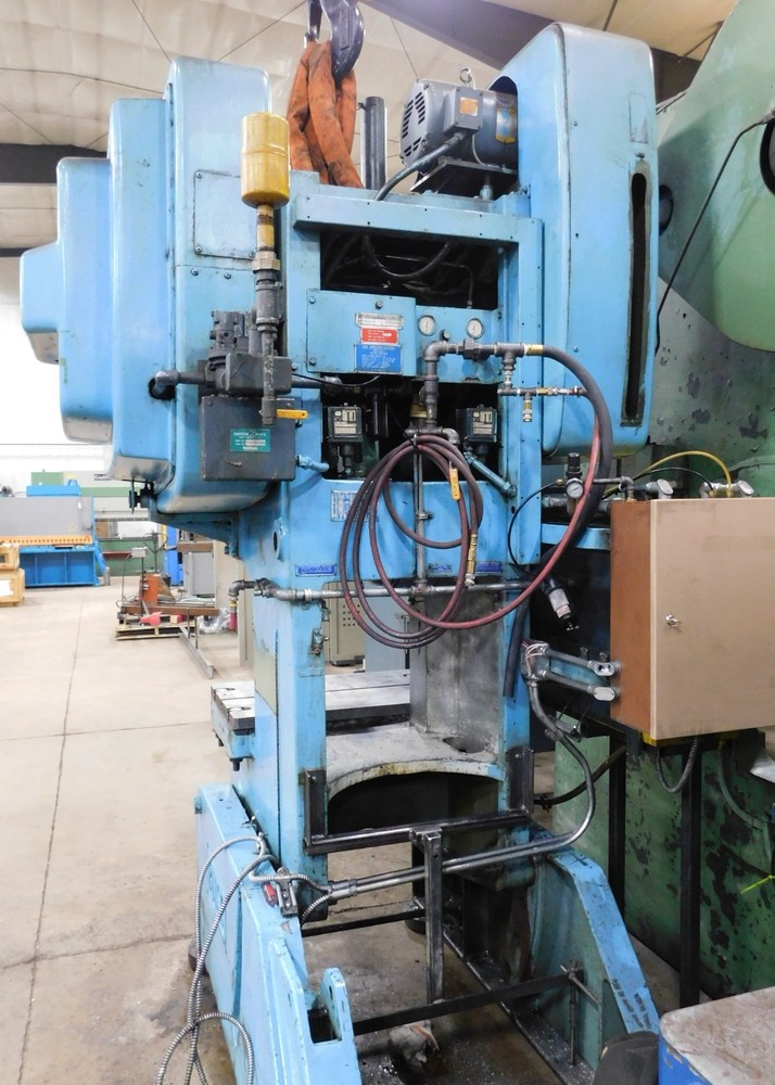 #11217: Bliss 60 Ton OBI Press