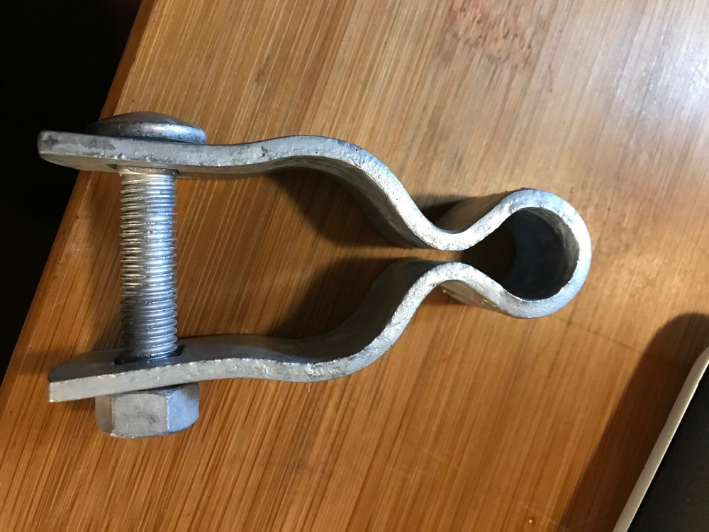 EIGHT 1-3/8" Galvanized Chain Link Female Strap Hinges