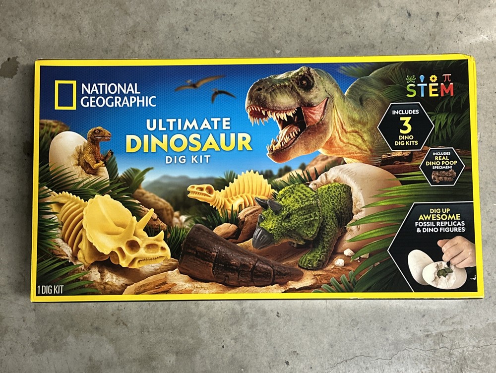 National Geographic ULTIMATE Dinosaur Dig Kit
