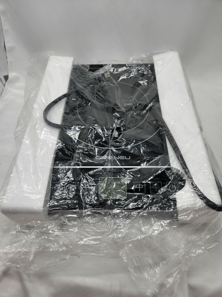 GIVENEU Portable Countertop Burner Induction Cooker has small cosmetic issue