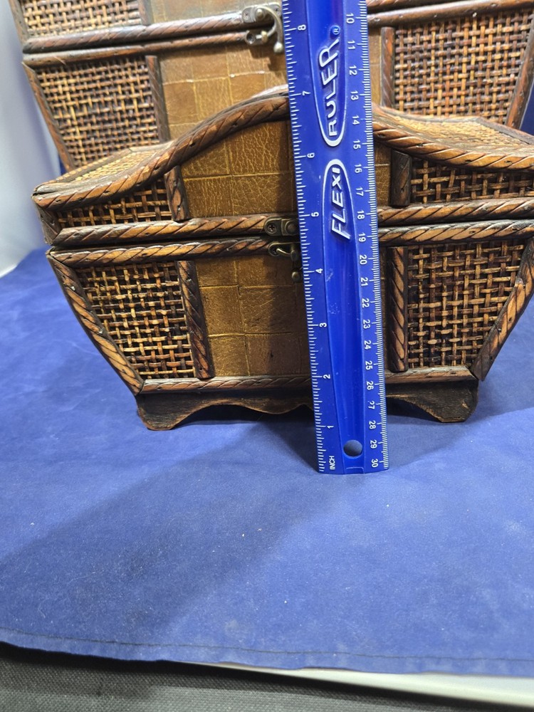 3 Beautiful Wooden Wicker Keepsake Chests, Large, Medium And Small, Stack