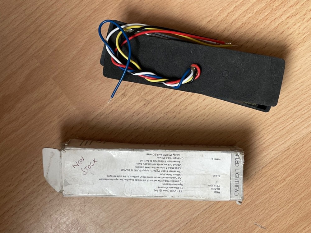 HIGH INTENSITY 4-LED LIGHTHEAD RED/AMBER MULTI FLASH PATTERNS 12V/24V NEW