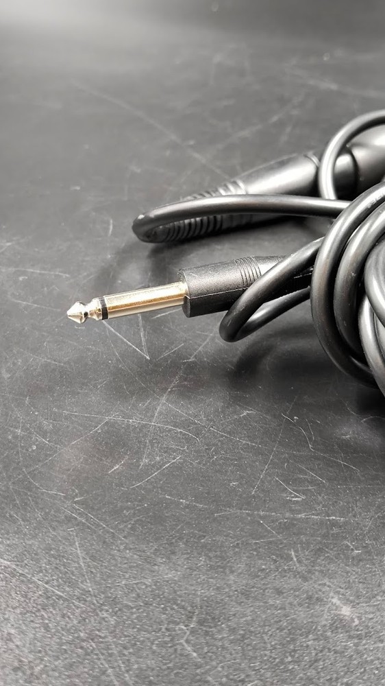 Behringer Ultravoice XM8500 Microphone Used Working Black