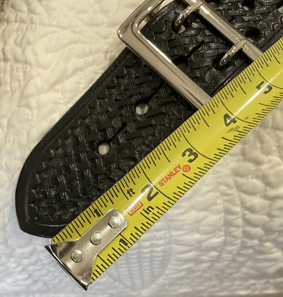 Police gun belt Sam Browne marked 34 Aker Right Hand