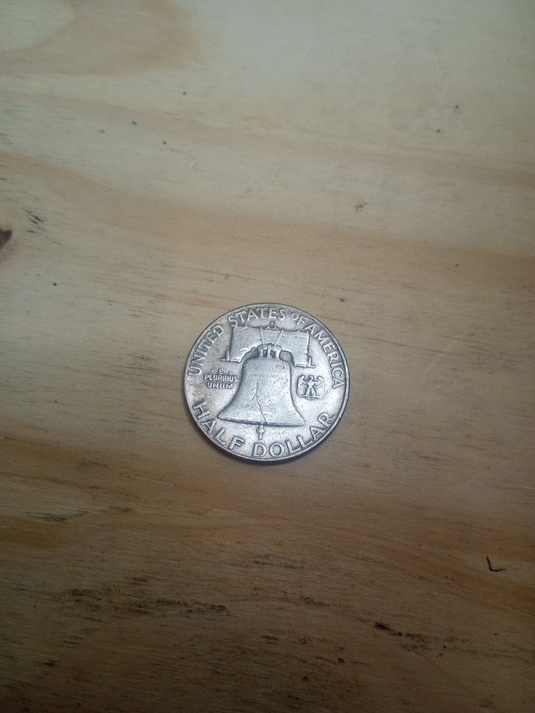 1952-D Benjamin Franklin Silver Half Dollar 90% Silver Coin $ 0.50 Cent Piece