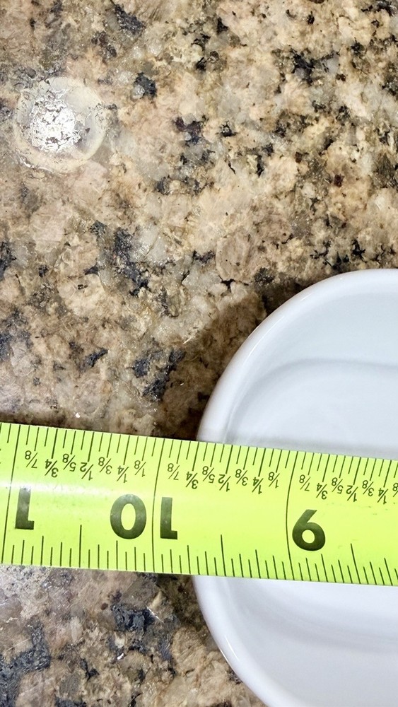 Crate & Barrel 3pc White Oval Bakeware /Serving Bowls Stackable. 13.5” 12” 9.75”