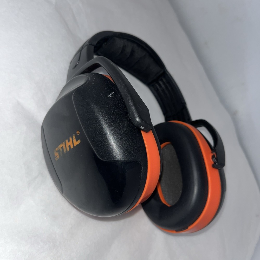 STIHL Pro Mark Hearing Protector Earmuffs , Black & Orange