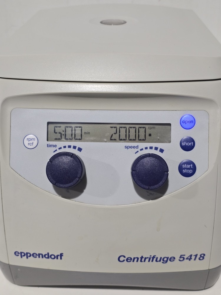 Eppendorf 5418 Centrifuge with Rotor