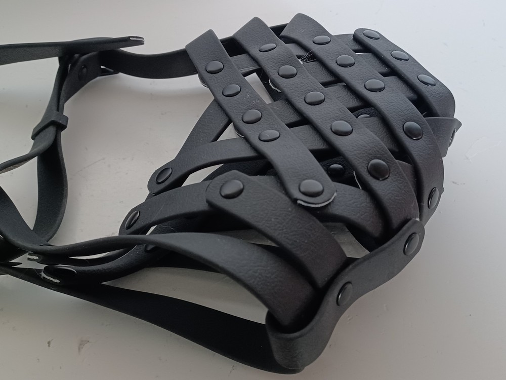 Pitbull Muzzle Basket Muzzle for M [Snout Cir: 9.75-11] Black