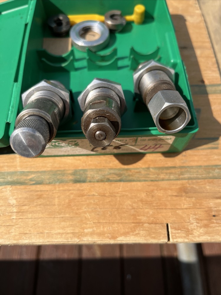 SET OF 3 LEE 44 RELOADING DIE, SHELL HOLDERS