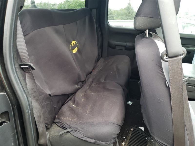 SILVRDO15 2011 Headrest 363906