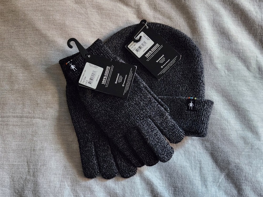 Smartwool Cozy Beanie & Glove set Heathered Charcoal NWT