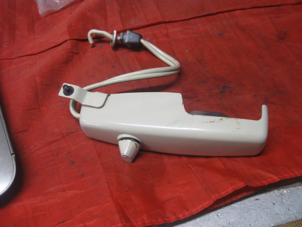 Singer 237 239 Sewing Machine Light Socket Lamp VINTAGE