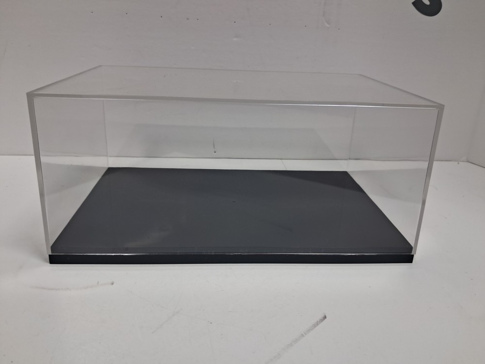 IMEX Display Case - 1/18 Auto & 1/35 Military - Clear/Stackable 2511 Black Base