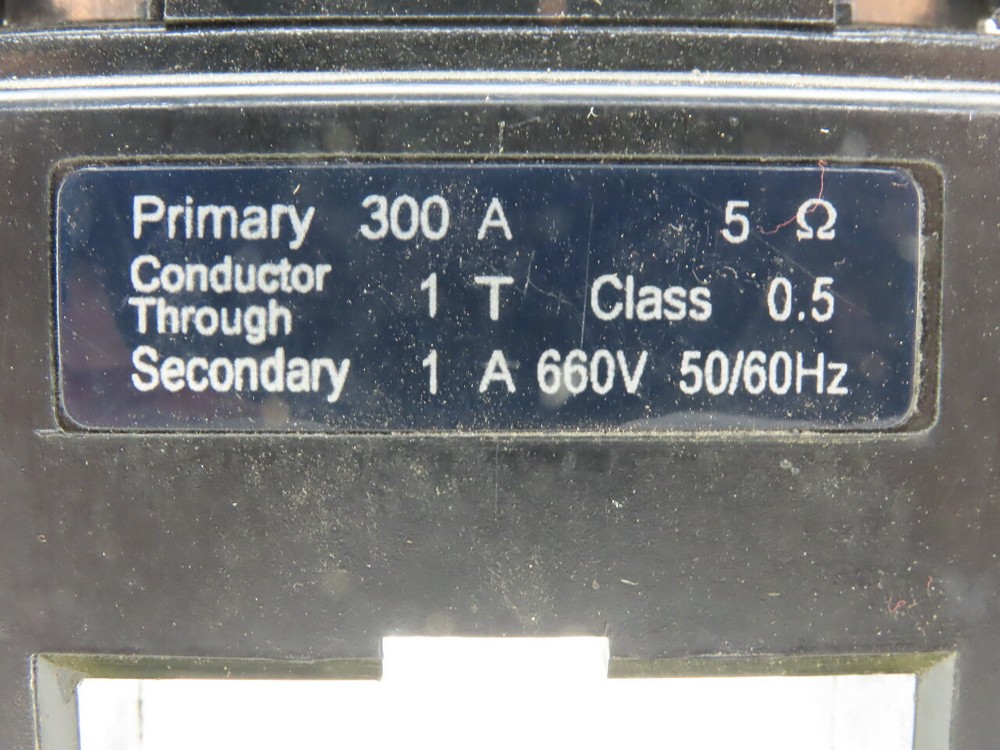 300A 5 Ohm Primary 1A Secondary 1 Pass Current Transformer Class 0.5