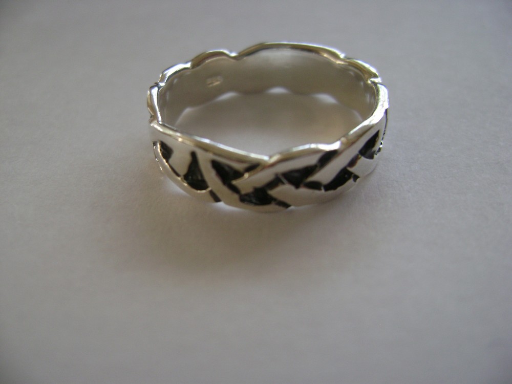 Sterling Silver Celtic Weave Design Ring Band New
