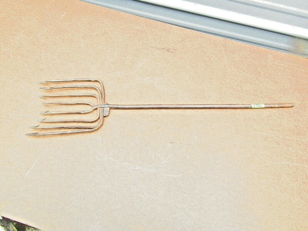 Fishing spear/gig, 8 pt antique