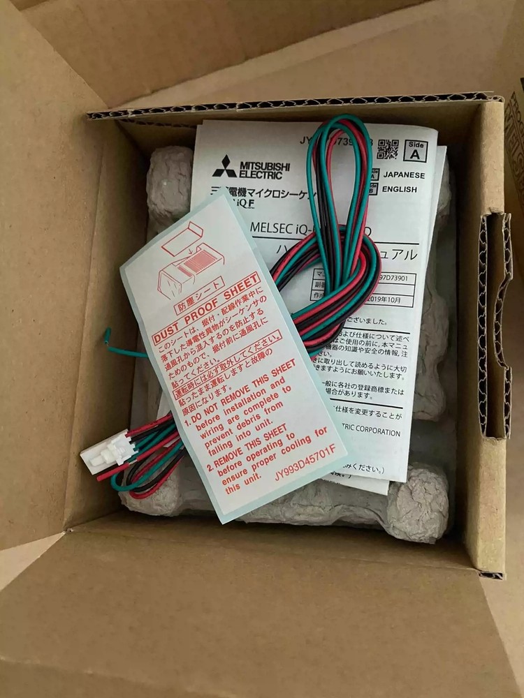 1pcs Mitsubishi FX5-8AD PLC Programmable Controller Module New