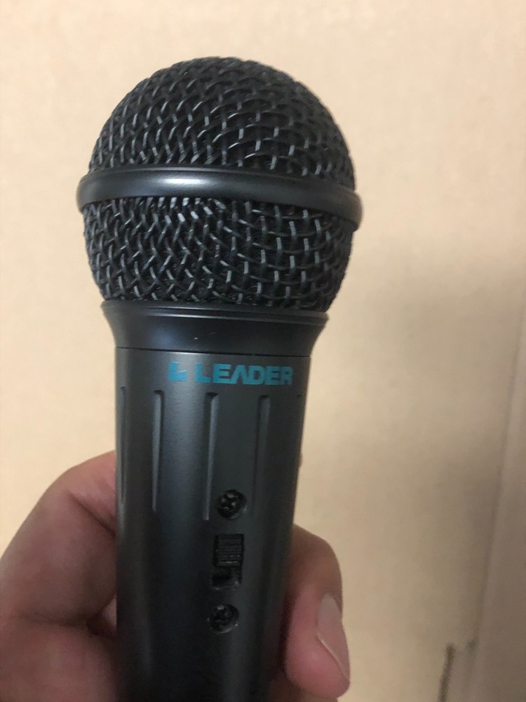 LEADER TM-1900 PRO DYNAMIC MICROPHONE