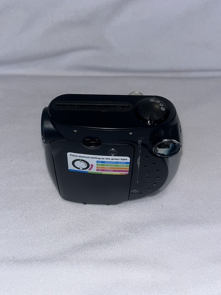 Polaroid 300 Camera in Black Instax GUC