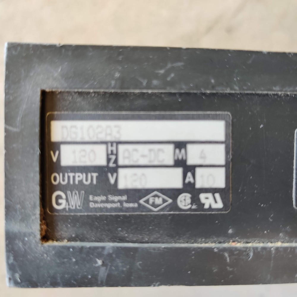 NEW EAGLE SIGNAL DG100 SOLID STATE TIMER 120 VAC DG102A3