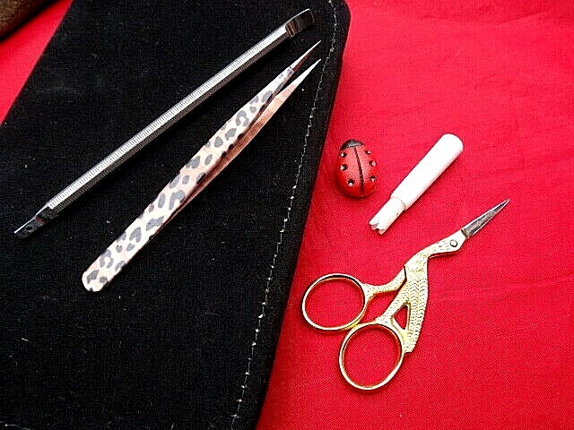 5 x Embroidery,Dressmaking Set_Scissors,Bobbin Puller,Needle Threader Inserter