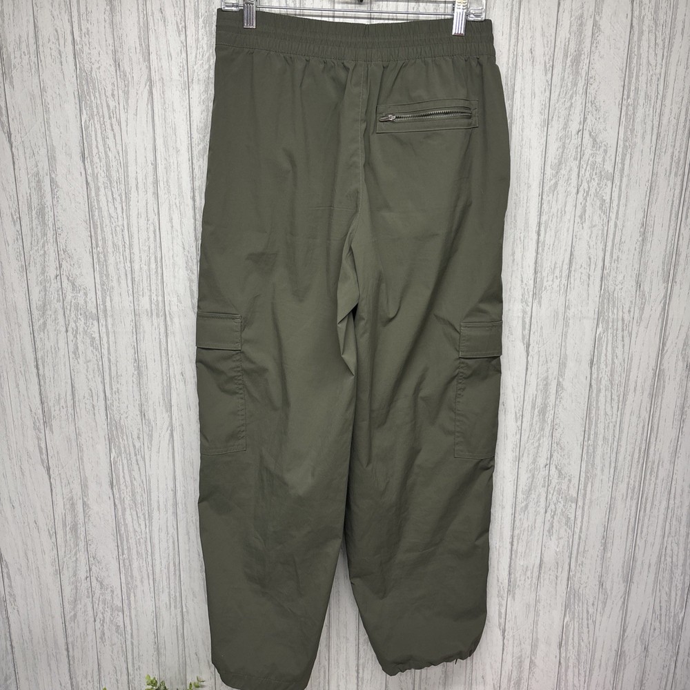 Womens Size S Athleta Cascade Cargo Pants Green EUC