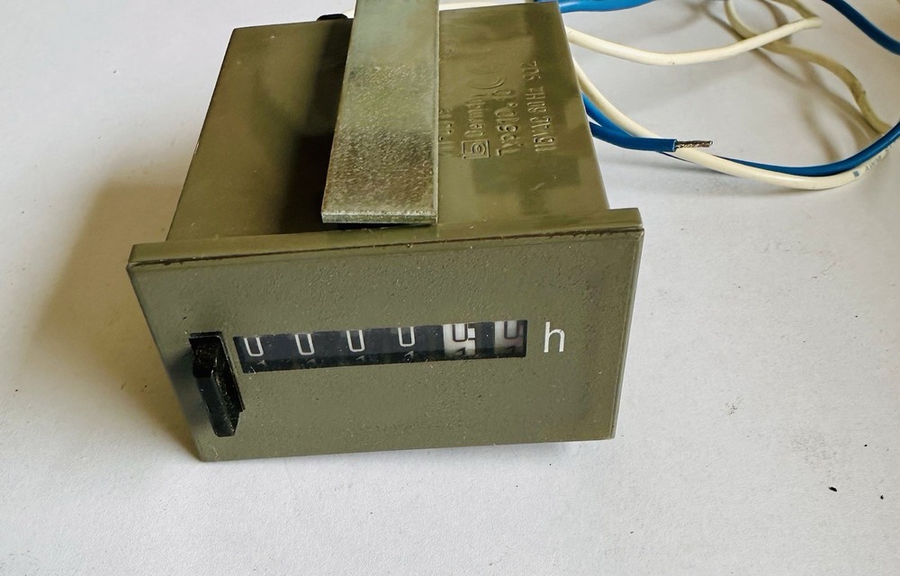 REDINGTON COUNTERS 711-0O19