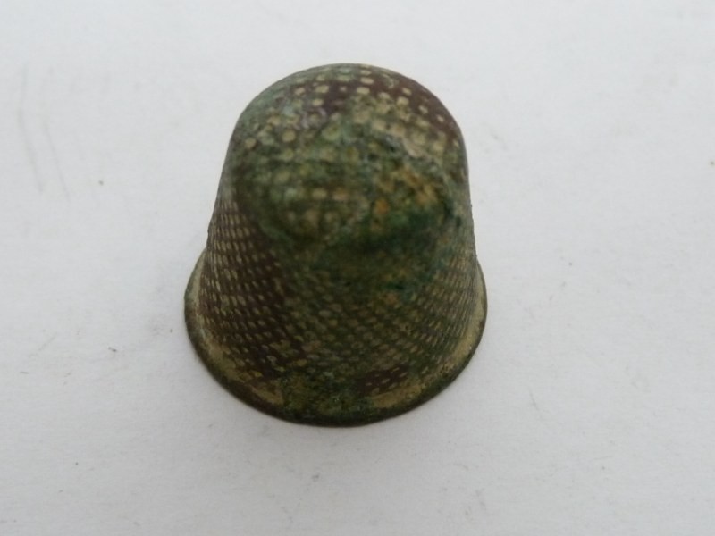 Antique thimble (15775)