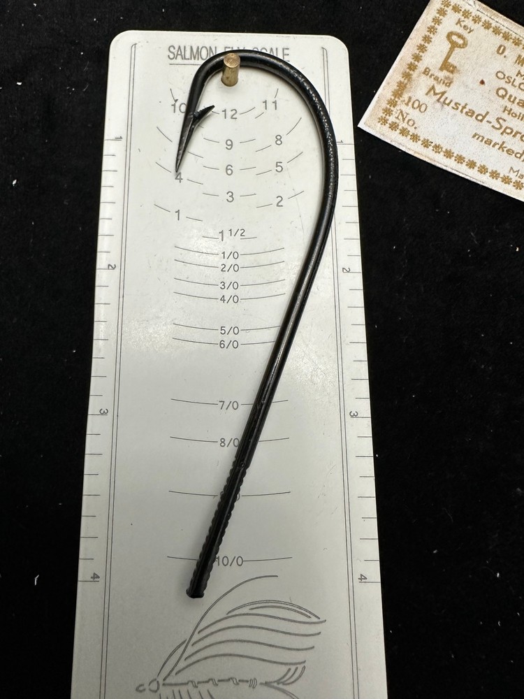 Vintage Mustad 3895 Blind eye hooks