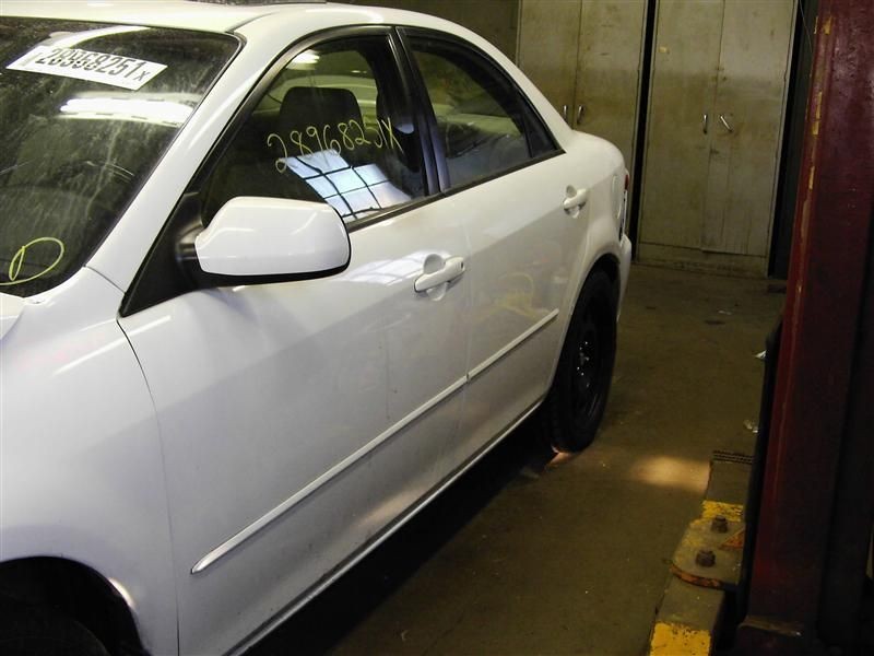 2006 6 SPEAKER LEFT FRONT DOOR LOWER