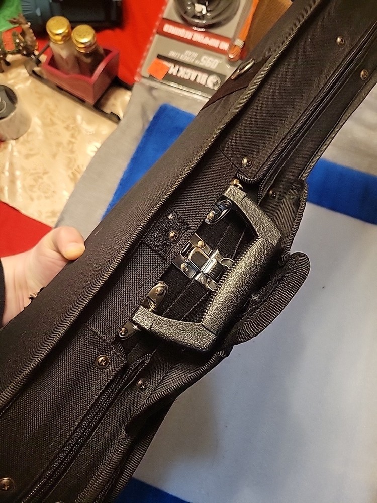 1/4 Eastman Strings Violin Case
