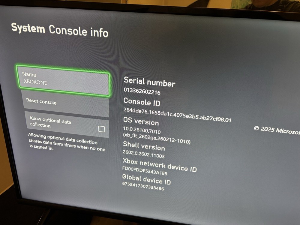 Xbox One S 1TB Console White Bundle 2 Controllers + 4 Games Tested Working