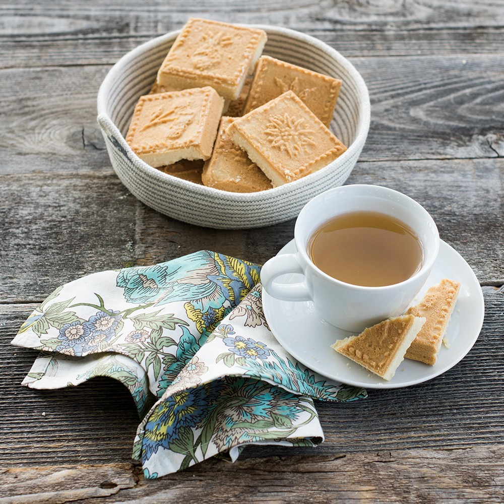 Nordic Ware English Shortbread Pan