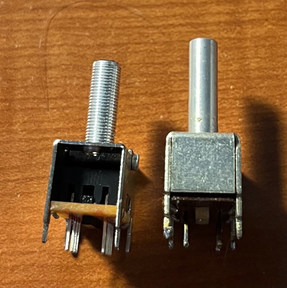 Cobra 2000GTL Front Panel Switch (Generic Replacement) 3 Position