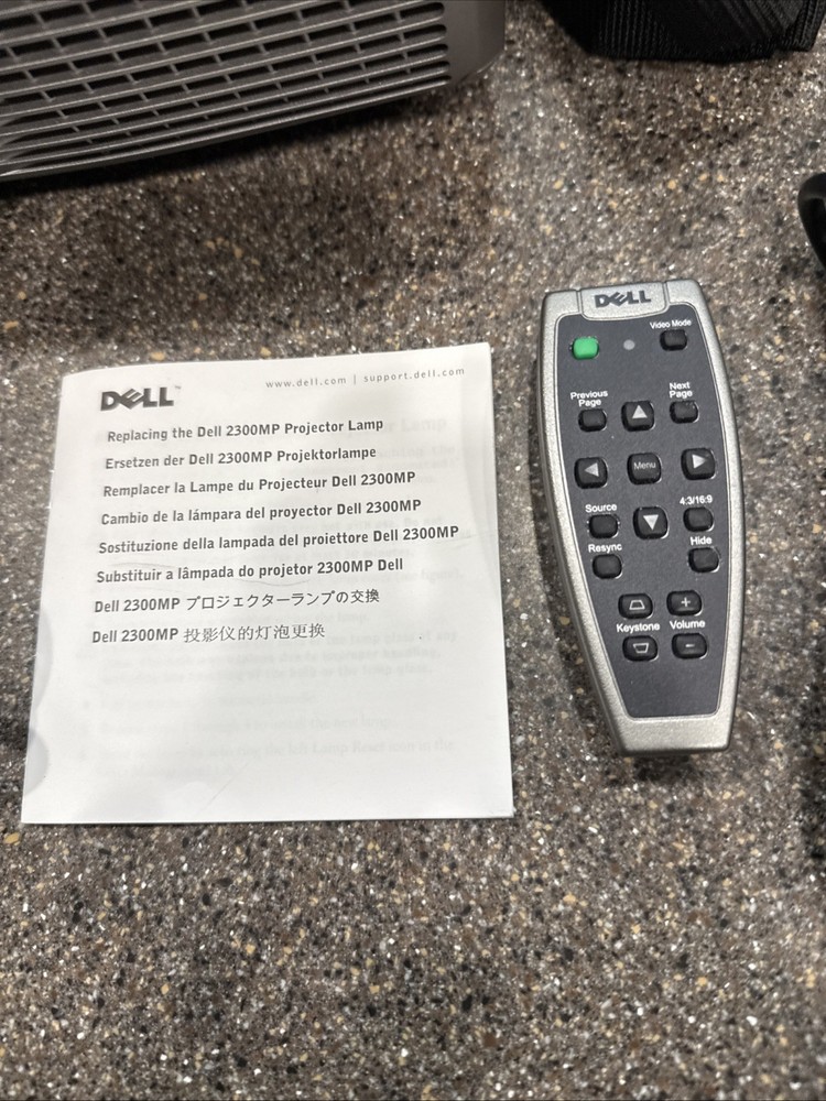 Dell 2300MP Projector With remote & Carrying Case Tested