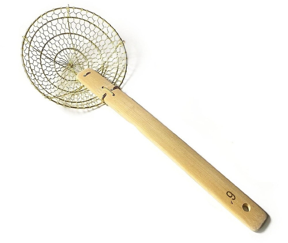 Sunrise Kitchen Supply 6" Round Brass Spider Strainer with Bamboo Handle