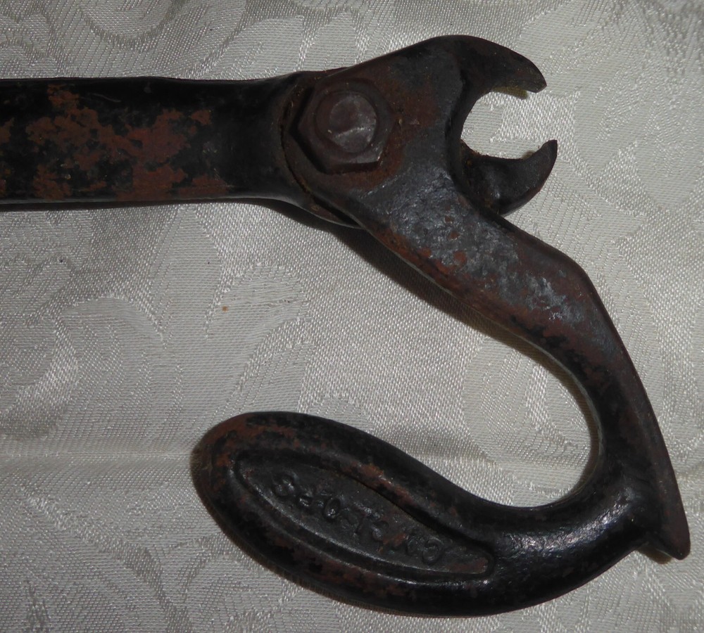 Vintage Cyclops Cast Iron Slap Hammer Nail Puller