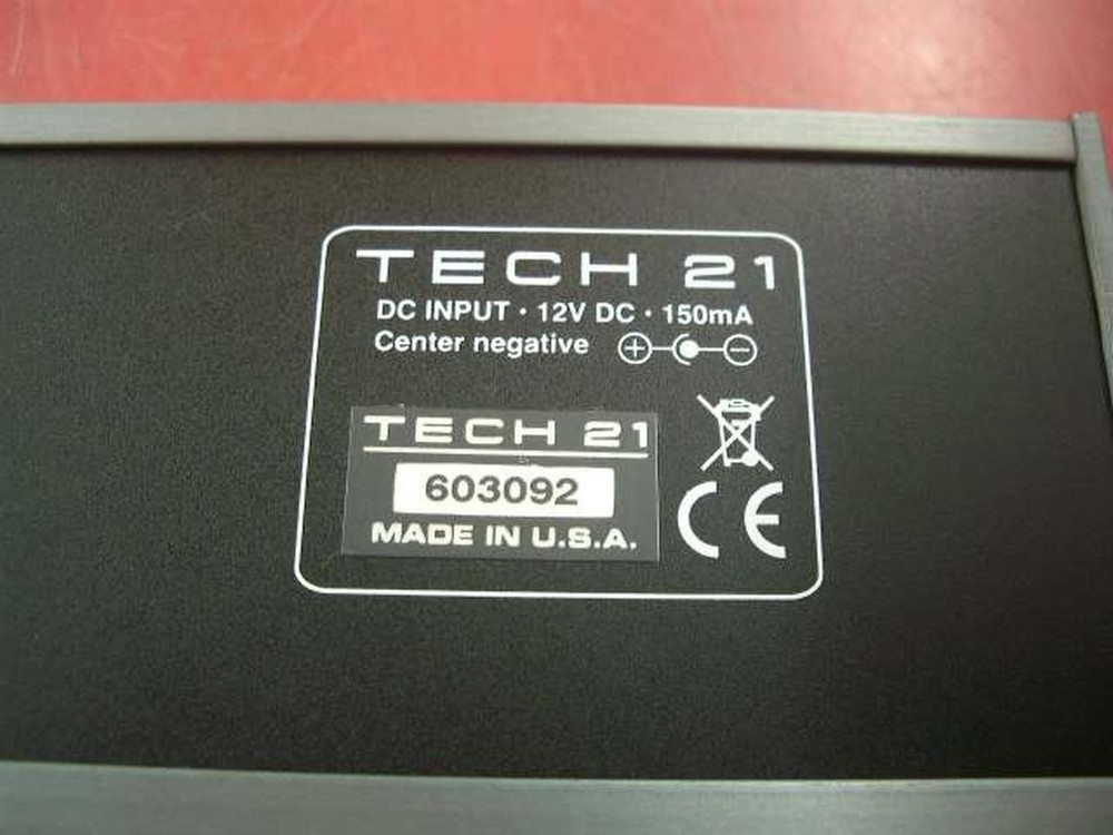 TECH21 FLY RIG 5 Guitar preamp/multi-effects From Japan