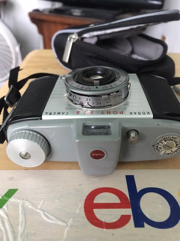 Vintage Rangefinder Camera Classic Kodak Pony 828