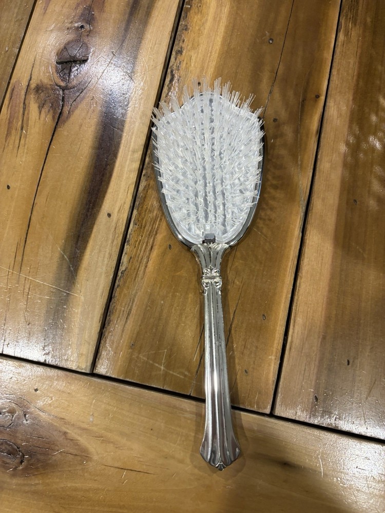 Vintage Brush