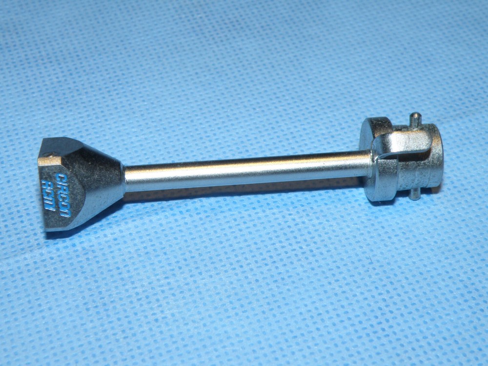 Circon ACMI M2-154 endoscopy sheath bridge for 4mm scopes