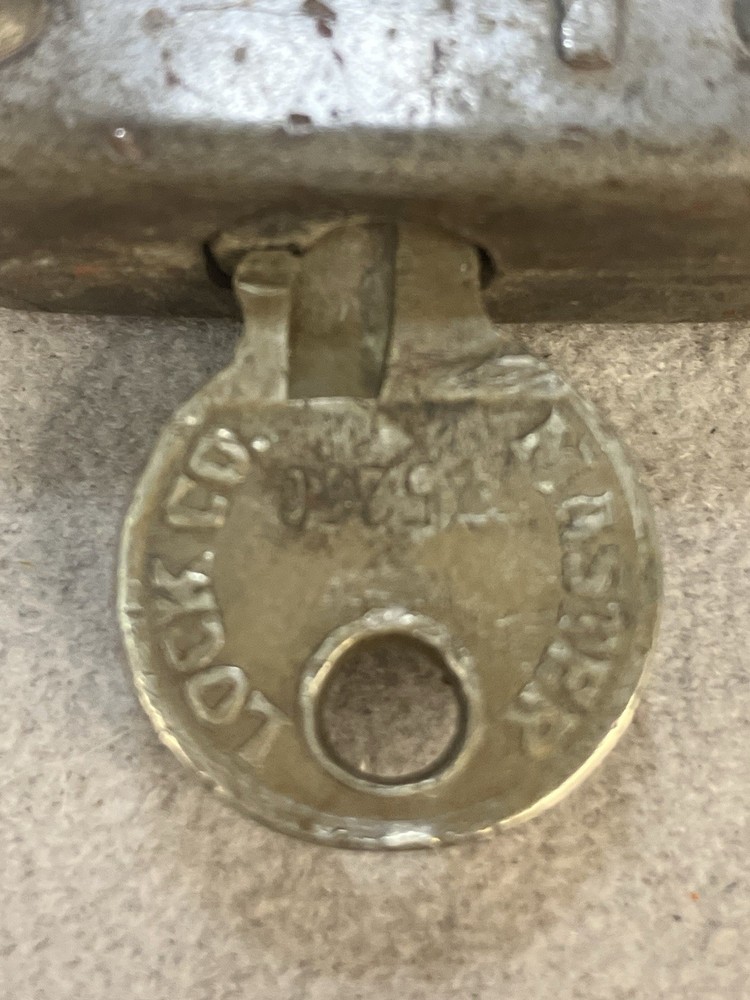 Vintage Master Lock Co Padlock