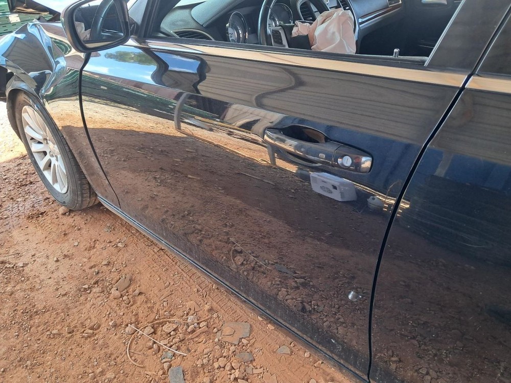 300 2014 Glove Box 4736785
